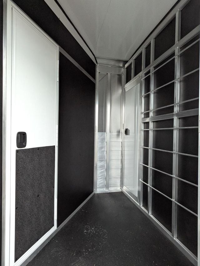 2026 Shadow 8 Pen Low Pro w/ 9' Living Quarters  - 22954111 - 6