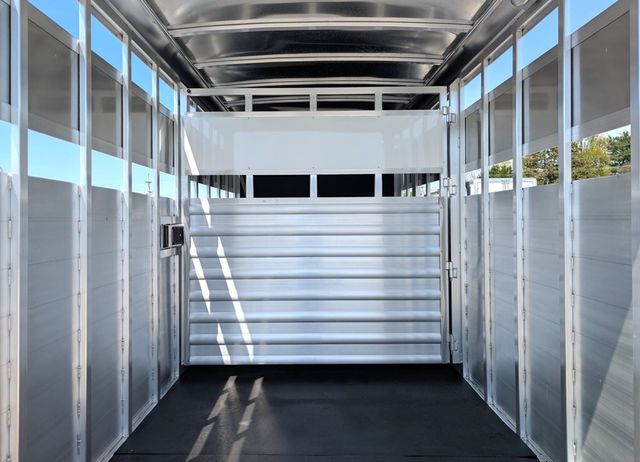 2026 Shadow Rancher Stock Trailer w/ Tack Room  - 23022071 - 6