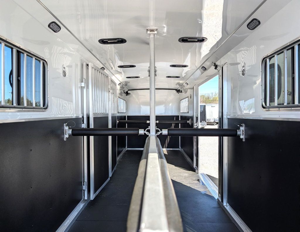 2026 Shdaow 4 Horse Head to Head with Box Stall and Side Ramp  - 23009238 - 9