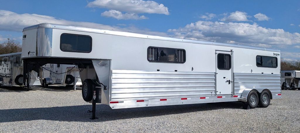 2026 Shdaow 4 Horse Head to Head with Box Stall and Side Ramp  - 23009238 - 3