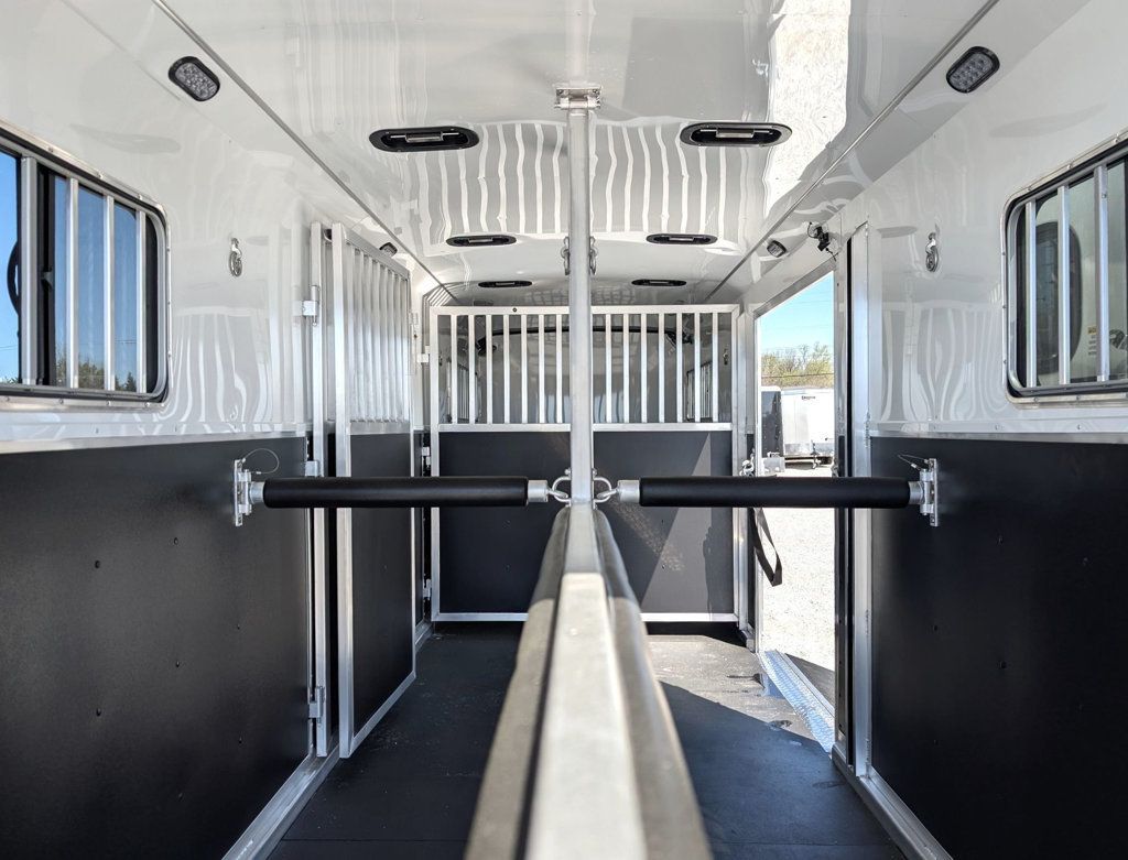 2026 Shdaow 4 Horse Head to Head with Box Stall and Side Ramp  - 23009238 - 8