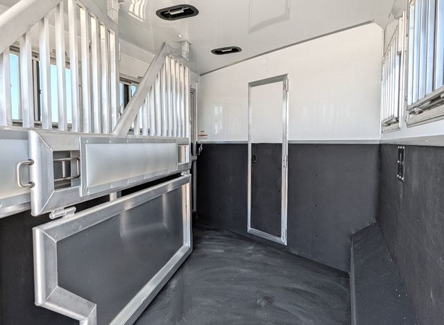 2026 SMC 3 Horse Slant 13' Living Quarters w/ Slide Patriot  - 23006229 - 6