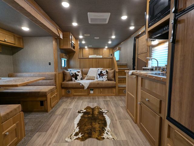 2026 SMC 3 Horse Slant 13' Living Quarters w/ Slide Patriot  - 23033698 - 7
