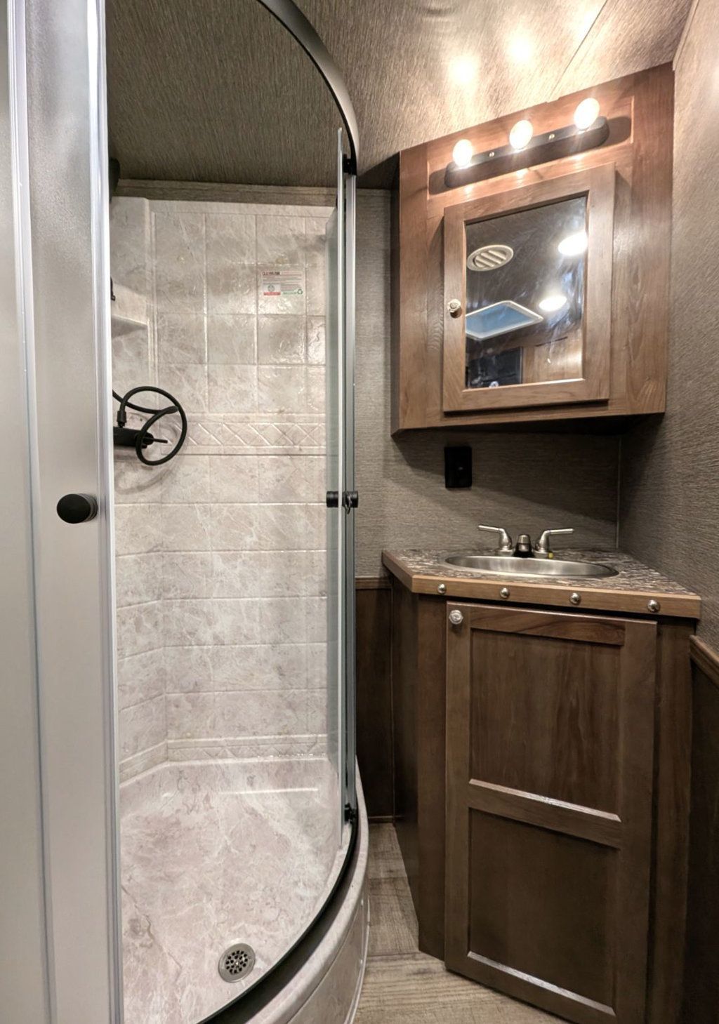 2026 SMC 3 Horse Slant 14' Living Quarters w/ Slide Patriot  - 22954060 - 13