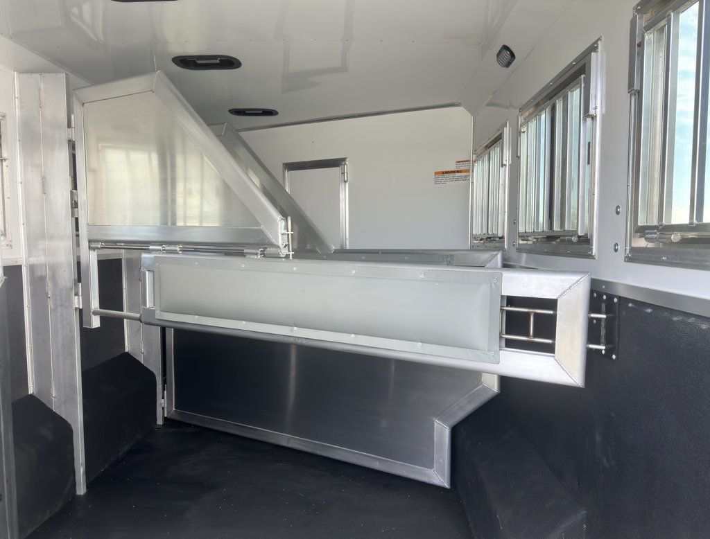 2026 SMC 3 Horse Slant 14' Living Quarters w/ Slide Patriot  - 22984028 - 5