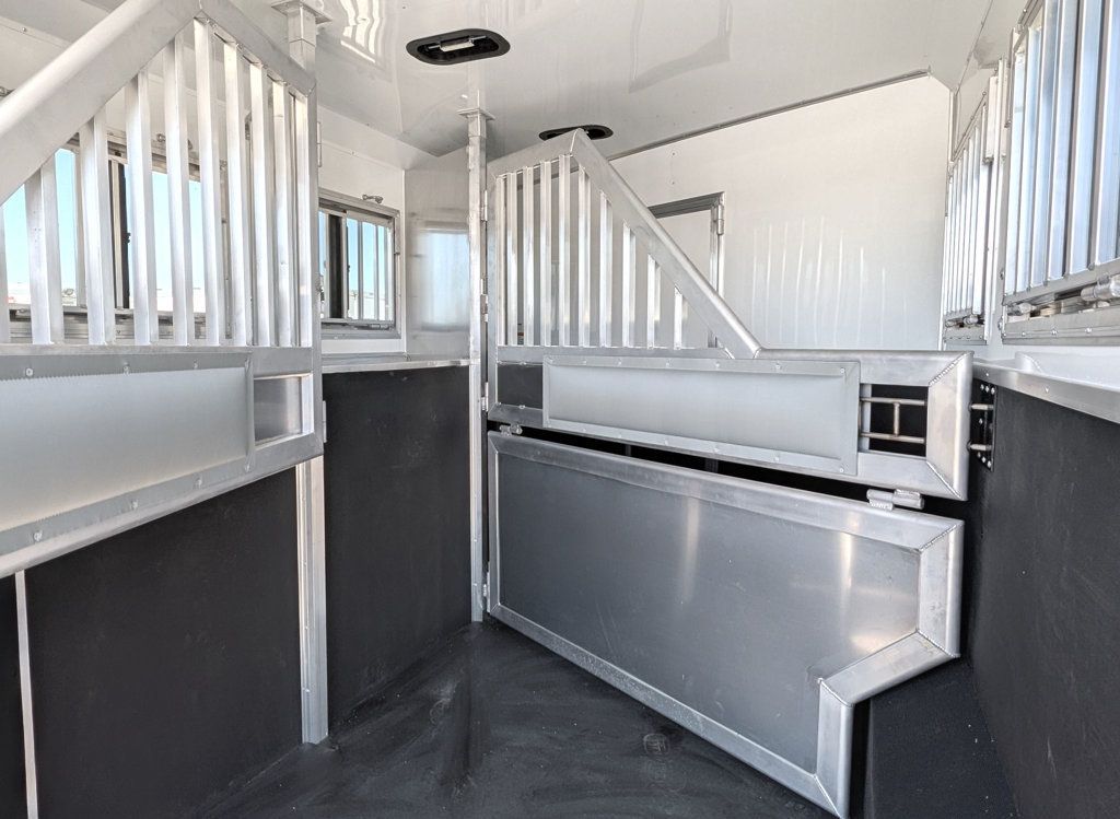 2026 SMC 3 Horse Slant 14' Living Quarters w/ Slide Patriot  - 23004899 - 5