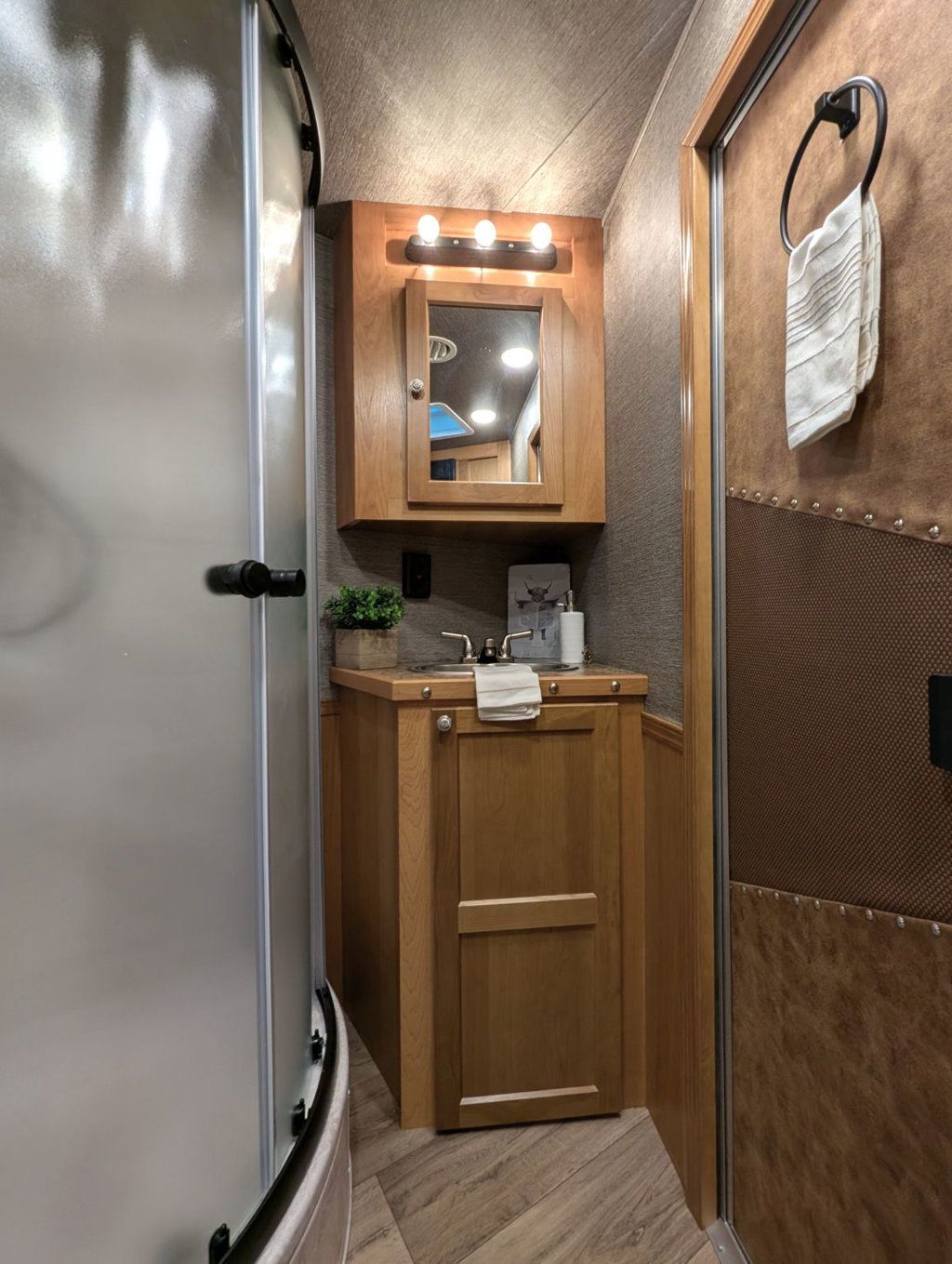 2026 SMC 3 Horse Slant 14' Living Quarters w/ Slide Patriot  - 23033701 - 12