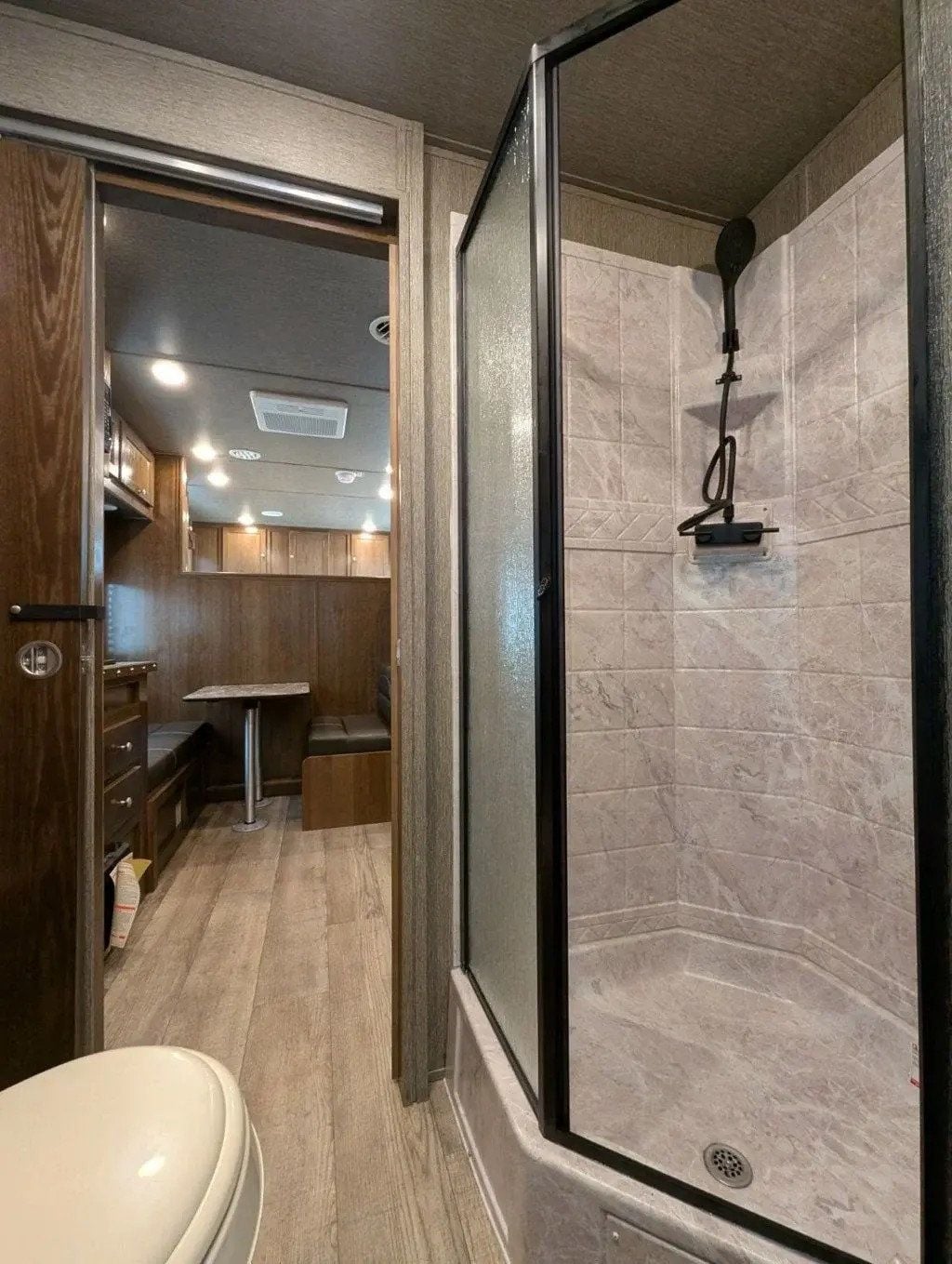 2026 SMC 3 Horse Slant 9' Living Quarters w/ Dinette  - 22992464 - 13