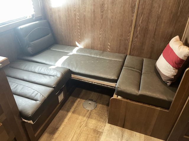 2026 SMC 3 Horse Slant with 9' Living Quarters Patriot  - 22945953 - 15