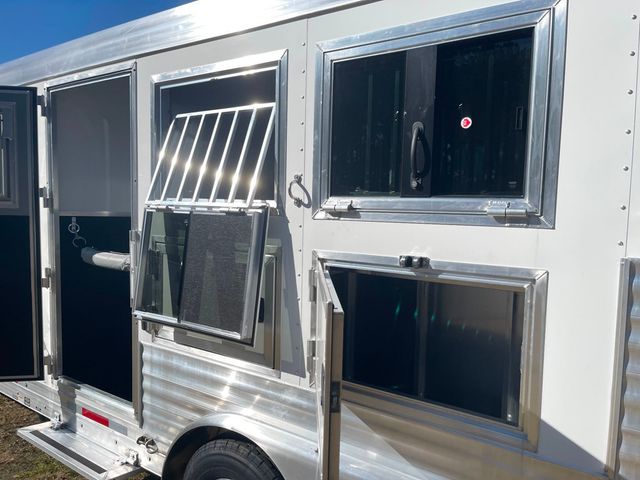 2026 SMC 3 Horse Slant with 9' Living Quarters Patriot  - 22945953 - 4
