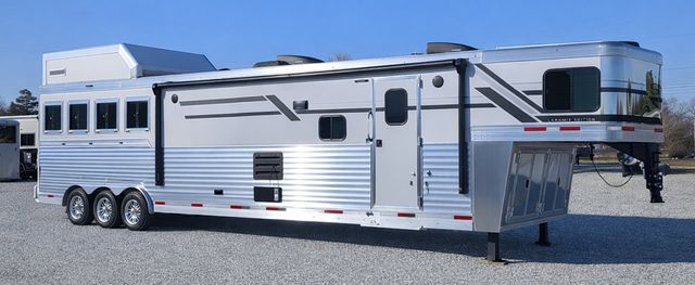 2026 SMC 4 Horse w/ 18' Living Quarters Super Slide  - 22988662 - 1