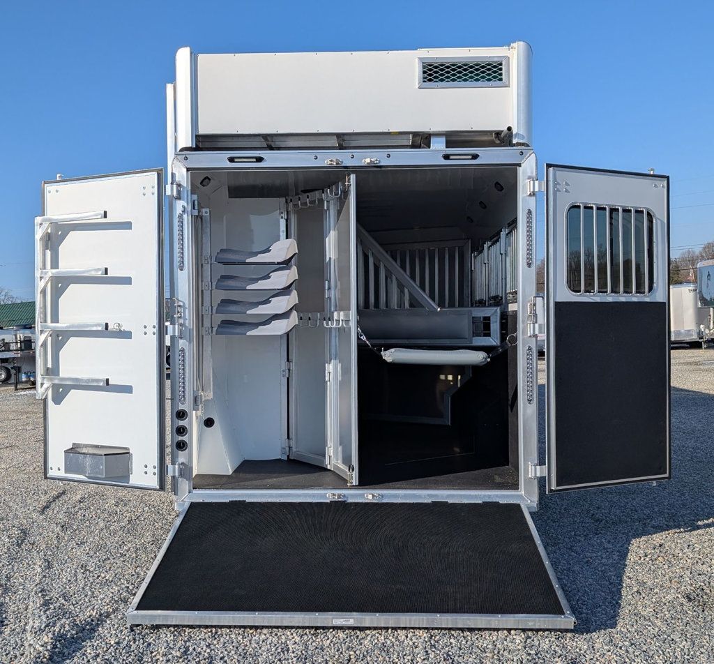 2026 SMC 4 Horse w/ 18' Living Quarters Super Slide  - 22988662 - 4