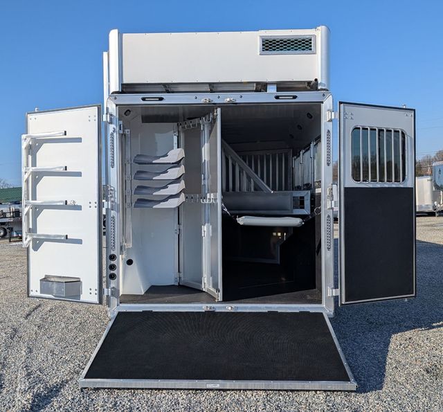 2026 SMC 4 Horse w/ 18' Living Quarters Super Slide  - 22988662 - 4