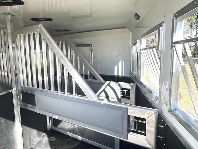 2026 SMC Patriot Edition 3 Horse Slant with 9' LQ  - 22945953 - 12