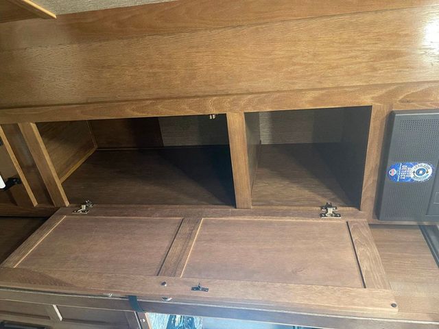 2026 SMC Patriot Edition 3 Horse Slant with 9' LQ  - 22945953 - 27