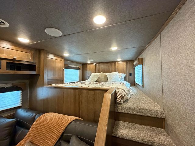 2026 SMC Patriot 3 Horse Slant 14' Living Quarters w/ Slide Patriot  - 23004899 - 10