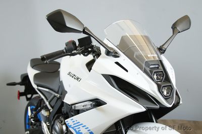 2026 Suzuki GSX-8R - JS1EM13B7T7100521