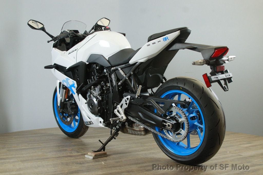 2026 Suzuki GSX-8R PRICE REDUCED! - 22962631 - 11