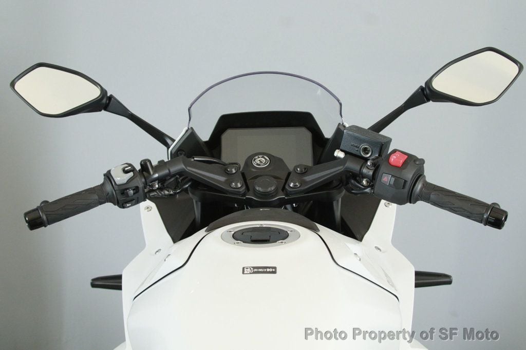 2026 Suzuki GSX-8R PRICE REDUCED! - 22962631 - 6