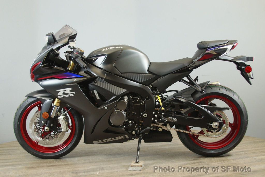2026 Suzuki GSX-R750 Classic Supersport - 22913422 - 3