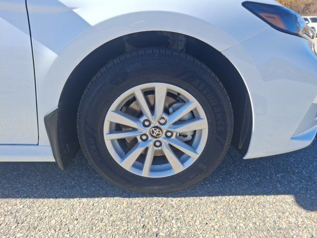 2026 Toyota Camry LE AWD - 23085804 - 8
