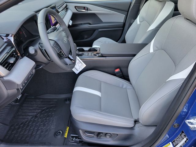 2026 Toyota Camry SE - 23030101 - 3