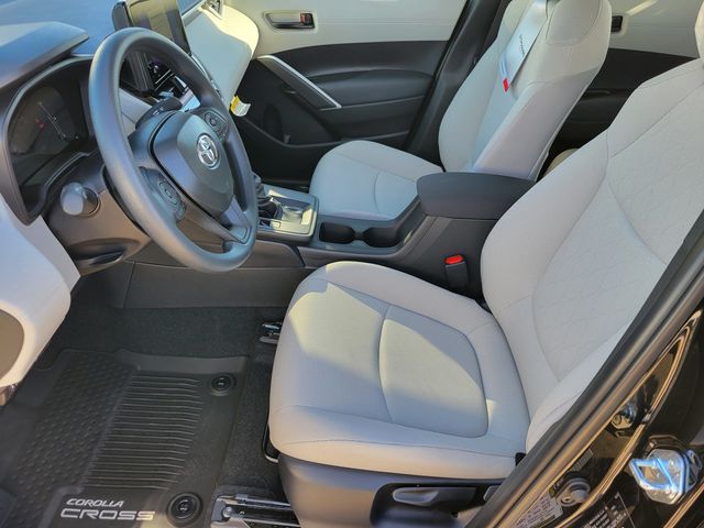 2026 Toyota Corolla Cross L 2WD - 22944900 - 3