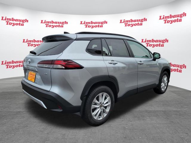 2026 Toyota Corolla Cross LE 2WD - 23022188 - 11