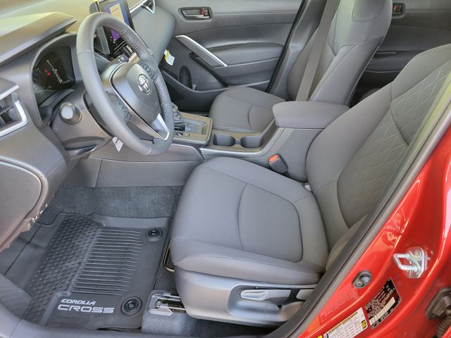 2026 Toyota Corolla Cross LE 2WD - 23035910 - 3
