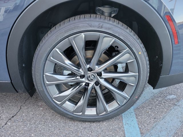 2026 Toyota Crown Limited AWD - 22955772 - 14