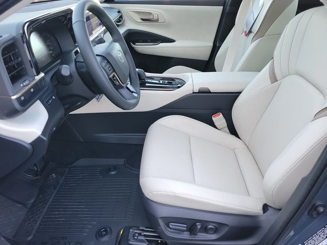 2026 Toyota Crown Limited AWD - 22955772 - 3