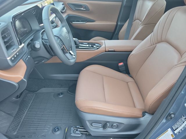 2026 Toyota Crown Signia Limited AWD - 23088778 - 3