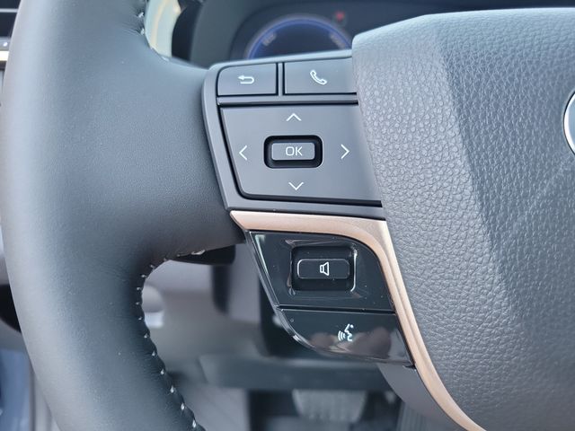 2026 Toyota Crown Signia Limited AWD - 23088778 - 8