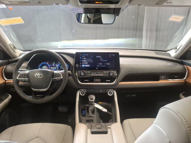 2026 Toyota Grand Highlander Limited - 23076867 - 14