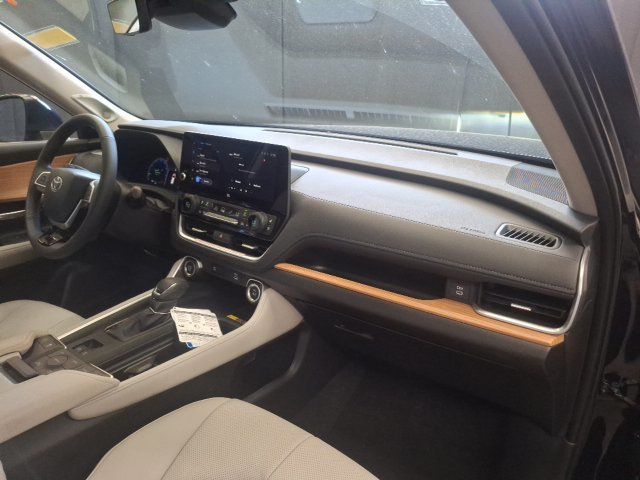 2026 Toyota Grand Highlander Limited - 23076867 - 30