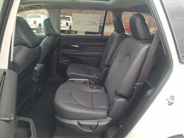 2026 Toyota Grand Highlander Limited - 23090873 - 26