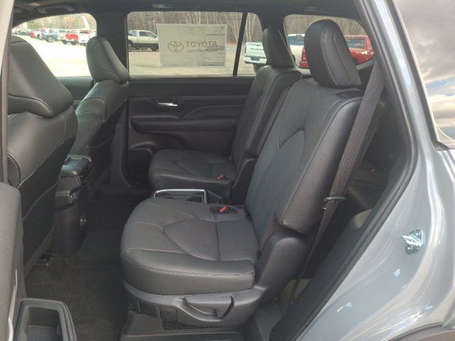 2026 Toyota Grand Highlander Hybrid Nightshade - 23093782 - 23