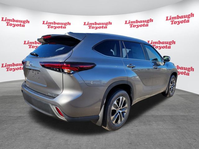 2026 Toyota Highlander XLE AWD - 22968673 - 13