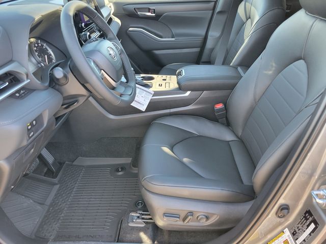 2026 Toyota Highlander XLE AWD - 22968673 - 3