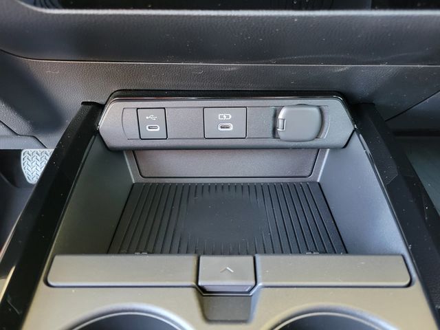 2026 Toyota Prius Plug-In Hybrid SE - 23035913 - 5
