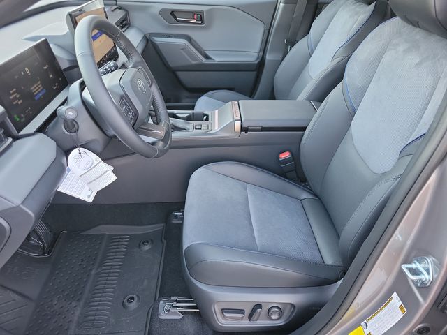2026 Toyota RAV4 Plug-In Hybrid XSE - 23092958 - 4