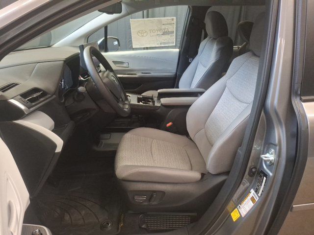 2026 Toyota Sienna LE - 23077029 - 10