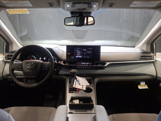 2026 Toyota Sienna LE - 23077029 - 13