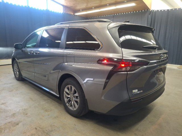 2026 Toyota Sienna LE - 23077029 - 4