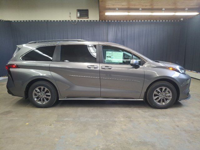 2026 Toyota Sienna LE - 23077029 - 7