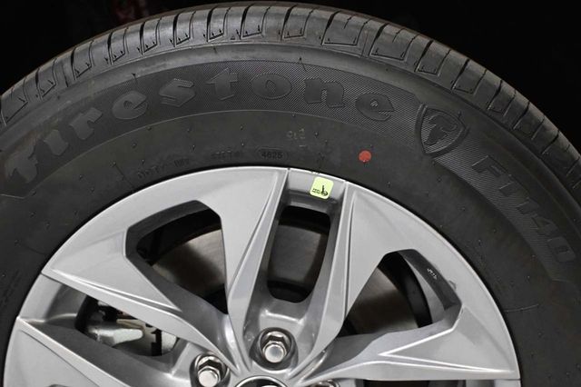 2026 Toyota Sienna LE FWD 8-Passenger - 22993298 - 11