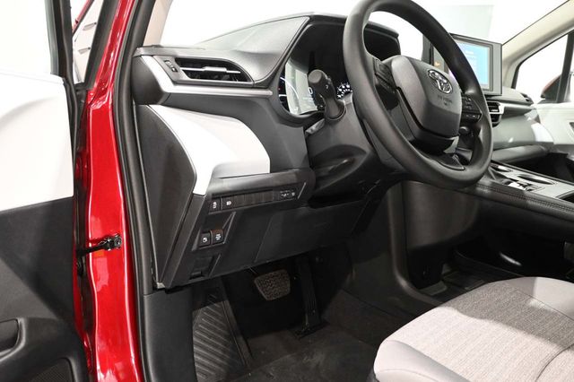 2026 Toyota Sienna LE FWD 8-Passenger - 22993298 - 29