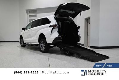 2026 Toyota Sienna - 5TDKRKEC9TS291502