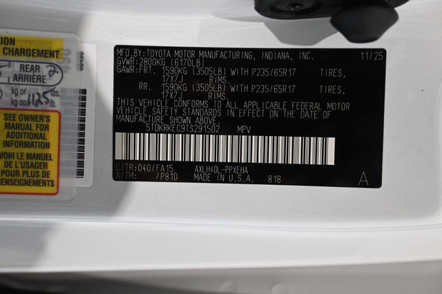 2026 Toyota Sienna LE FWD 8-Passenger - 22993883 - 32