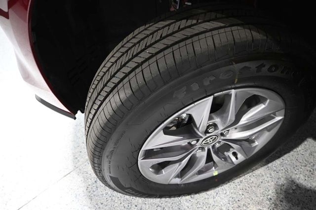 2026 Toyota Sienna LE FWD 8-Passenger - 22997874 - 10